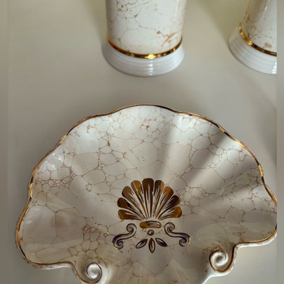 Bathroom accessories - Picture 4 of 4